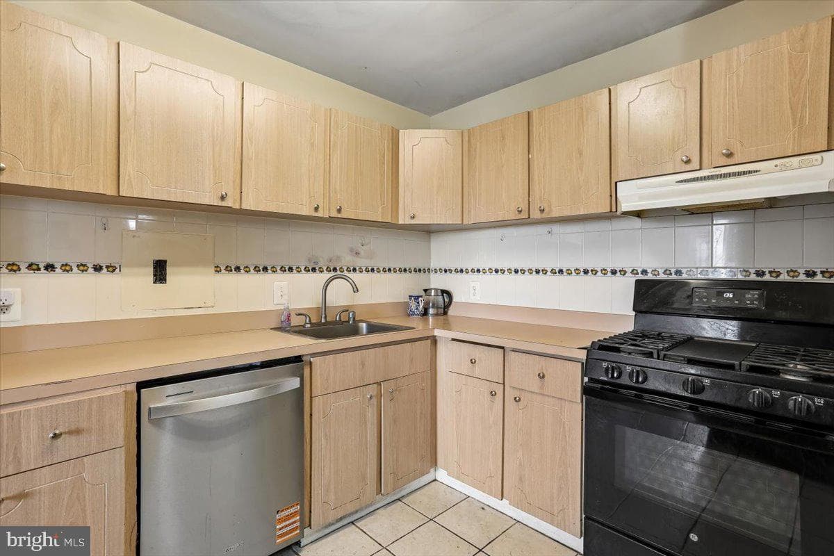 1111 W University Boulevard W #1316-A photo 4