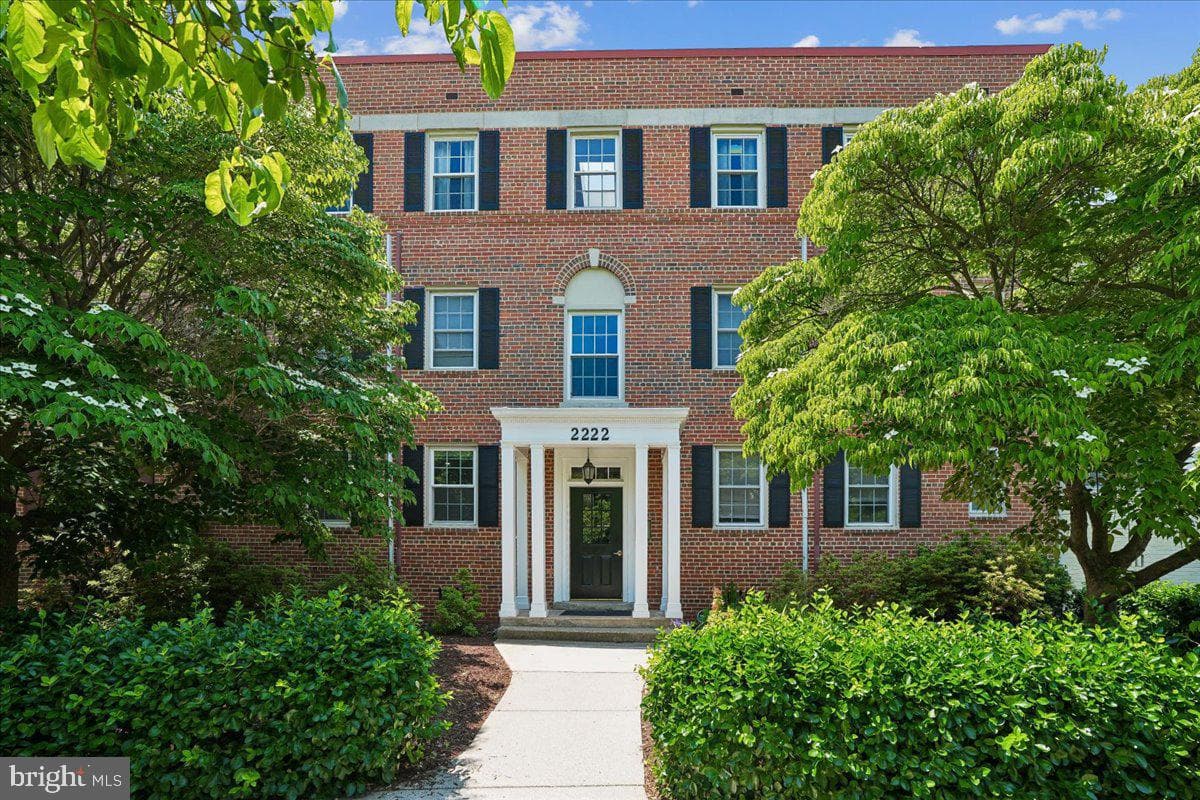 2222 Washington Avenue #101, Silver Spring