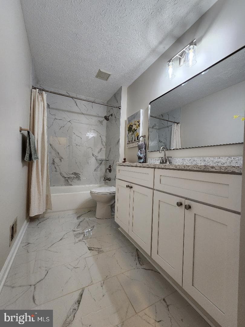 13908 Bergenfield photo 18