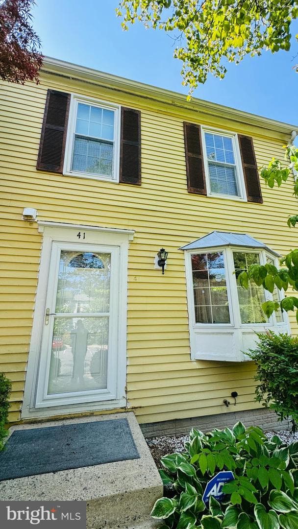 41 Shady Spring Place photo 3