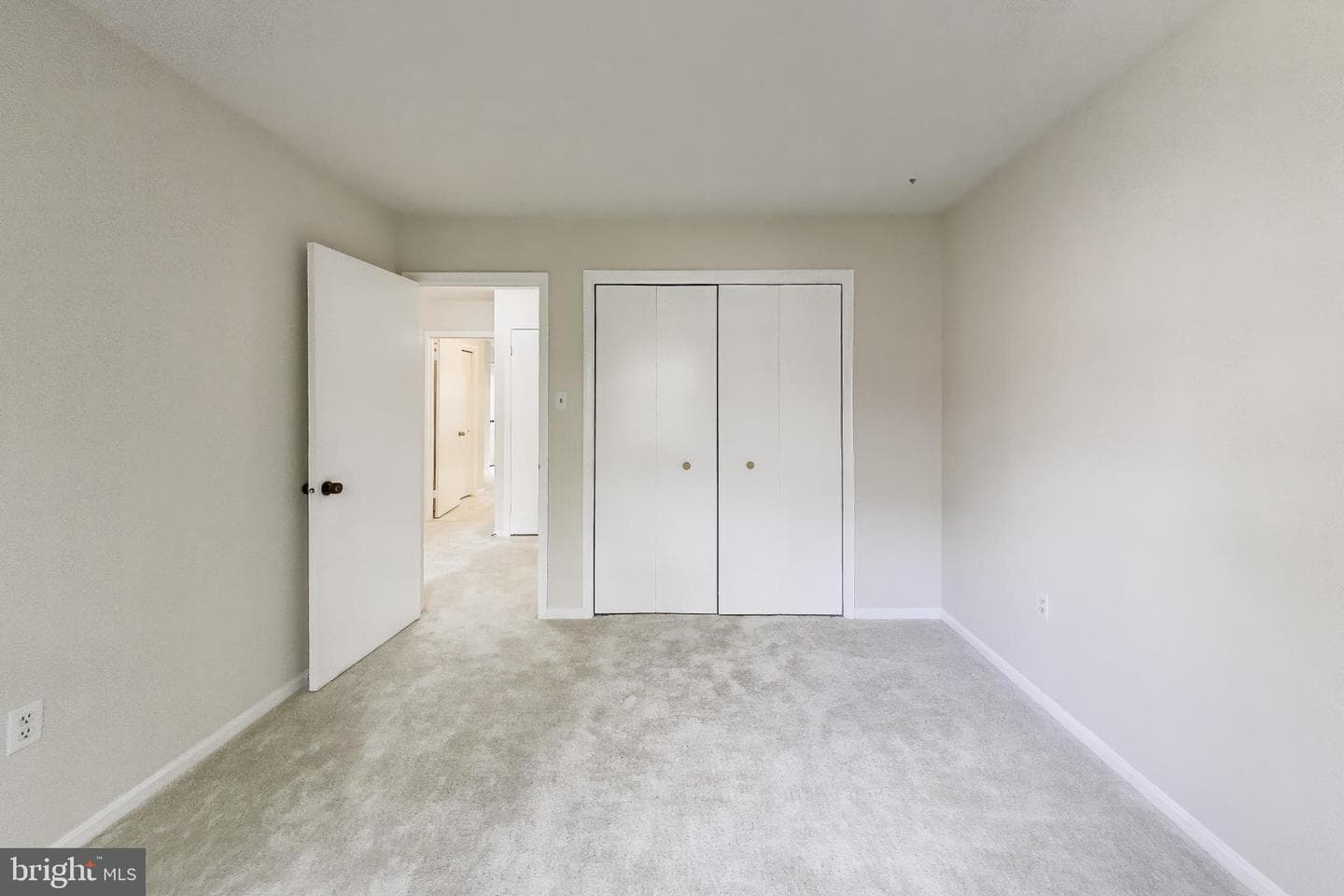 7709 Heatherton Lane photo 26