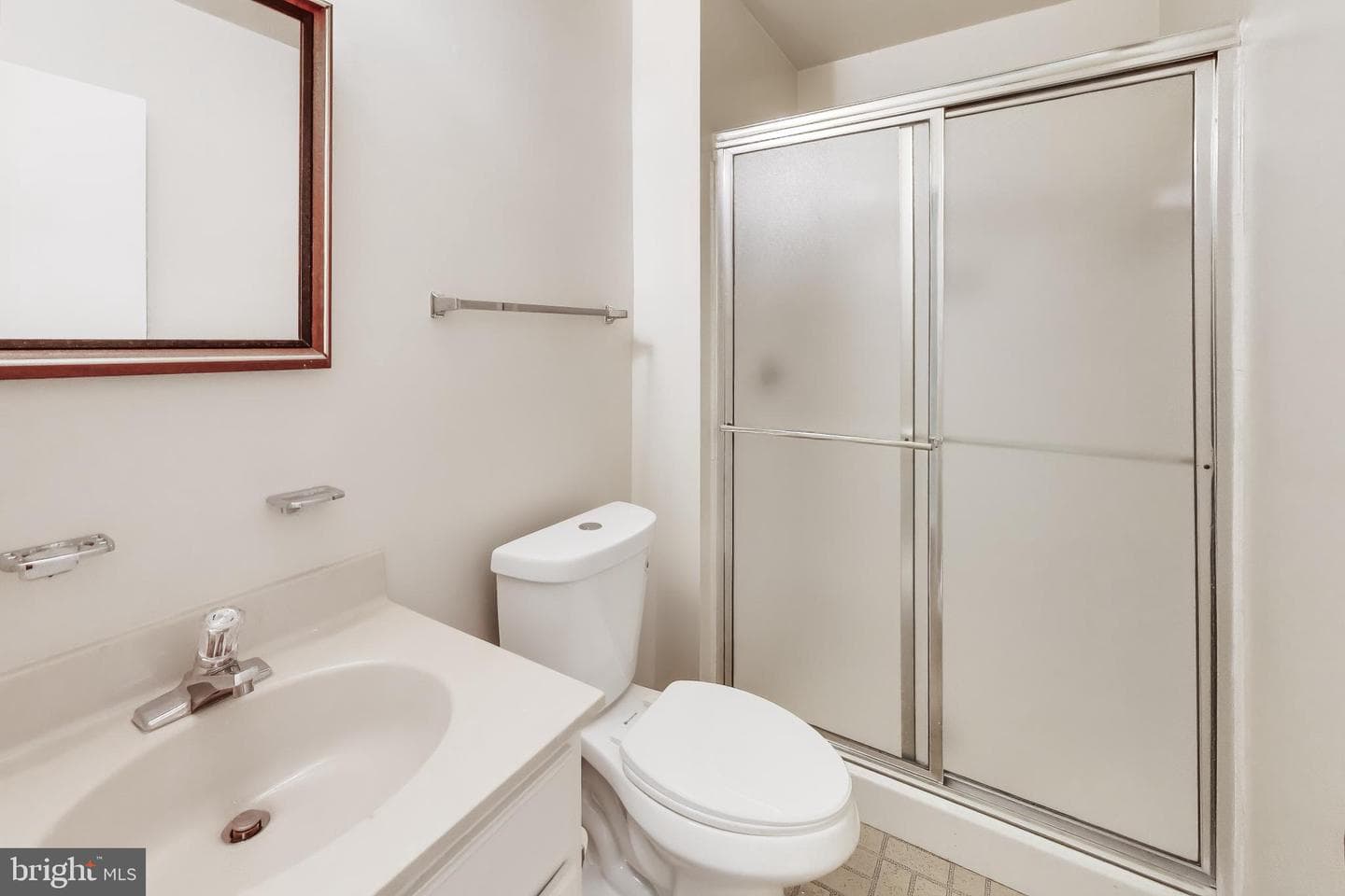 7709 Heatherton Lane photo 31