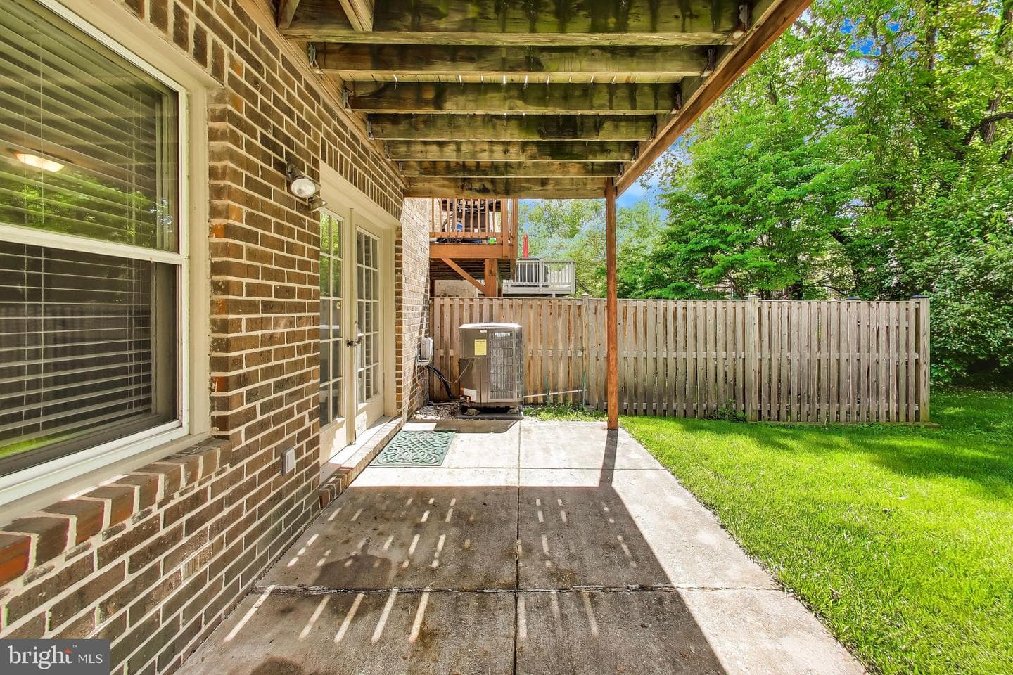 7709 Heatherton Lane photo 35
