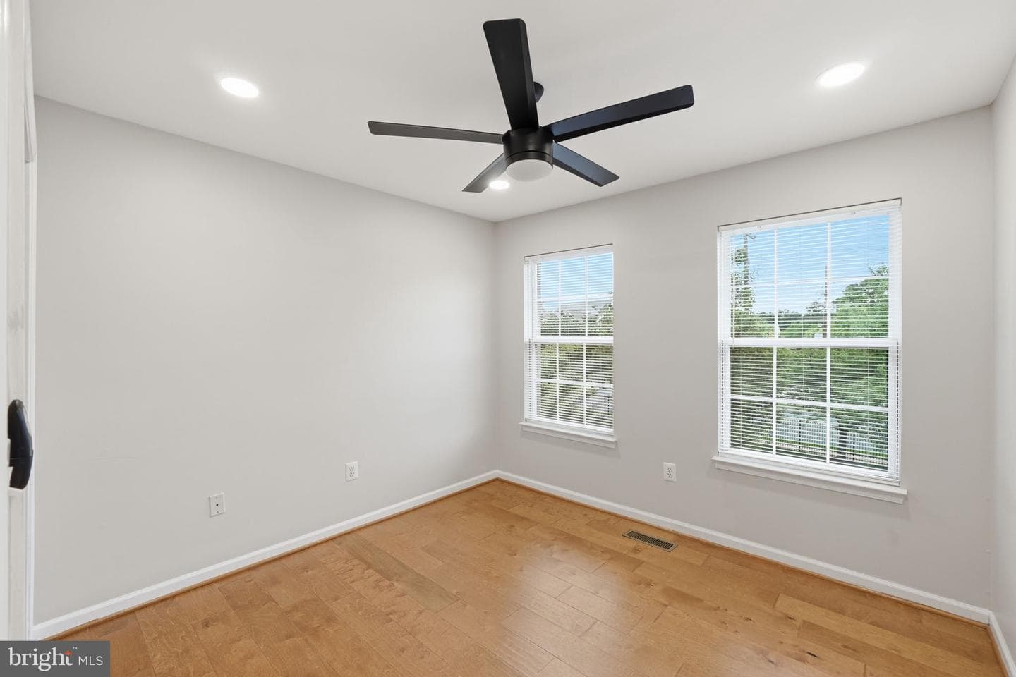 14304 Trillium Terrace photo 28