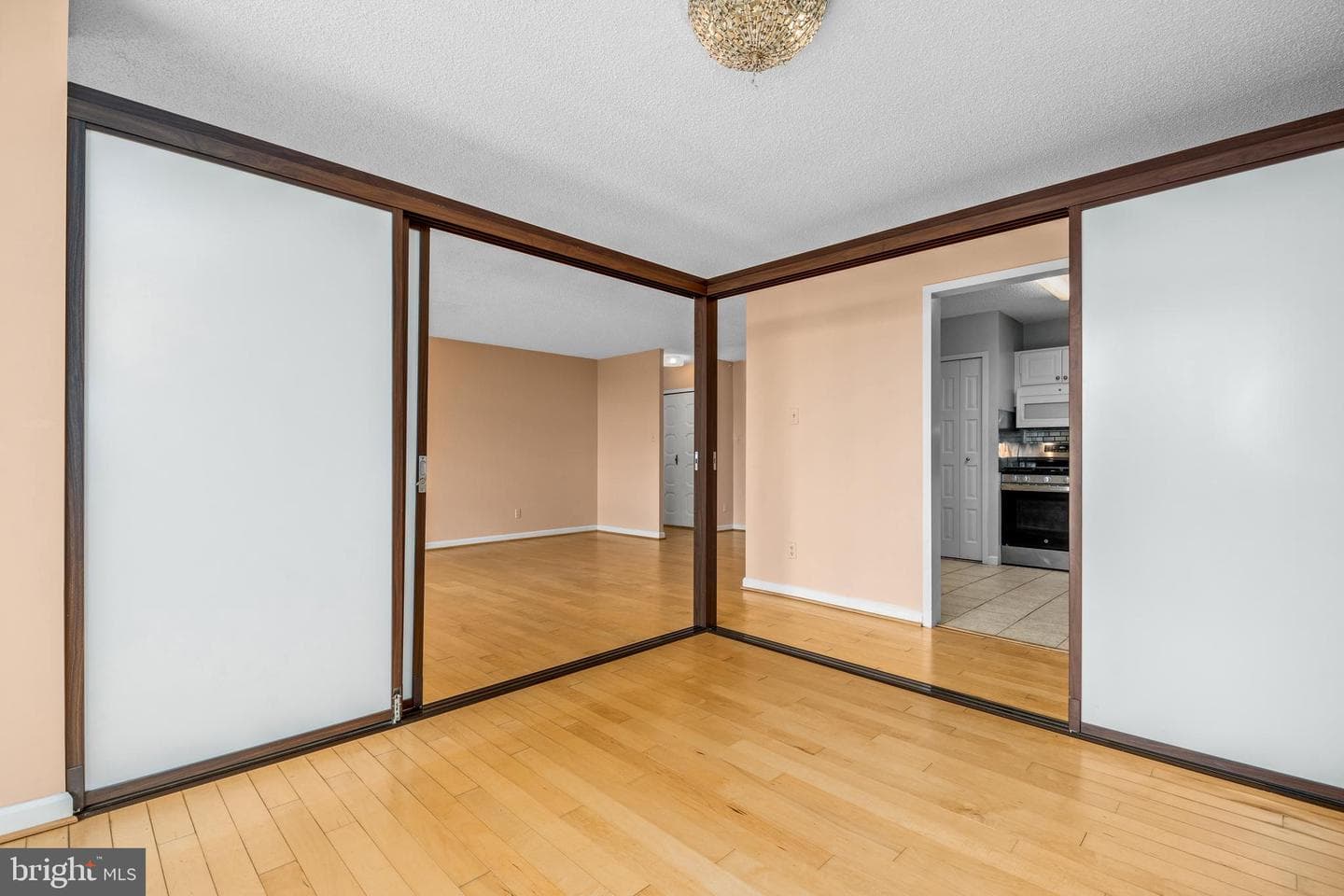 5225 Pooks Hill Road #519n photo 14