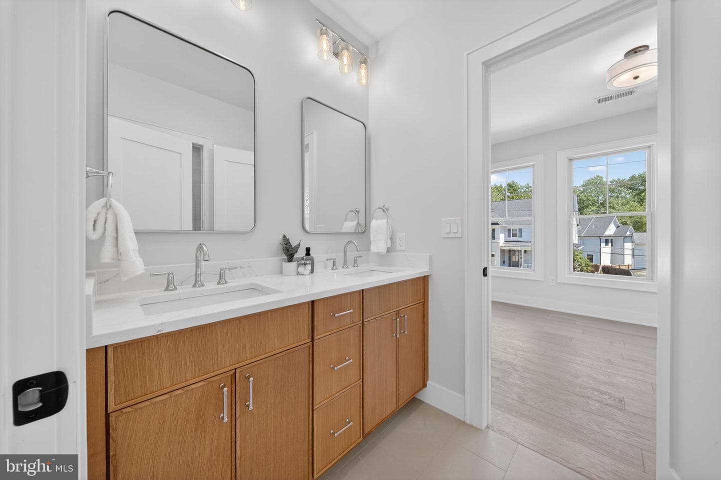 9906 Edward Avenue photo 31