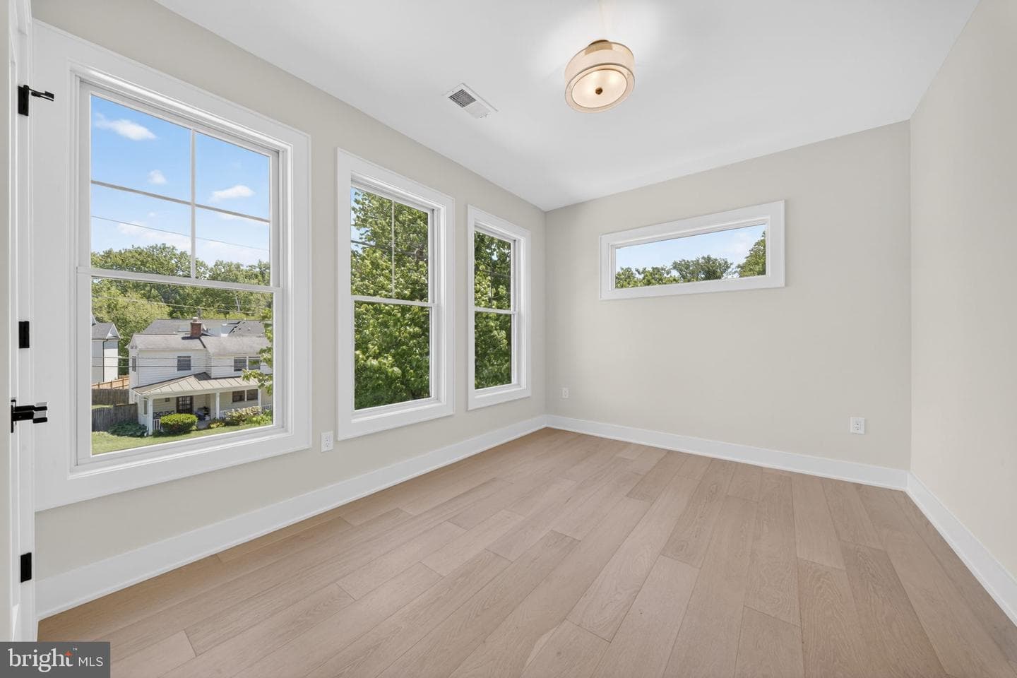 9906 Edward Avenue photo 33