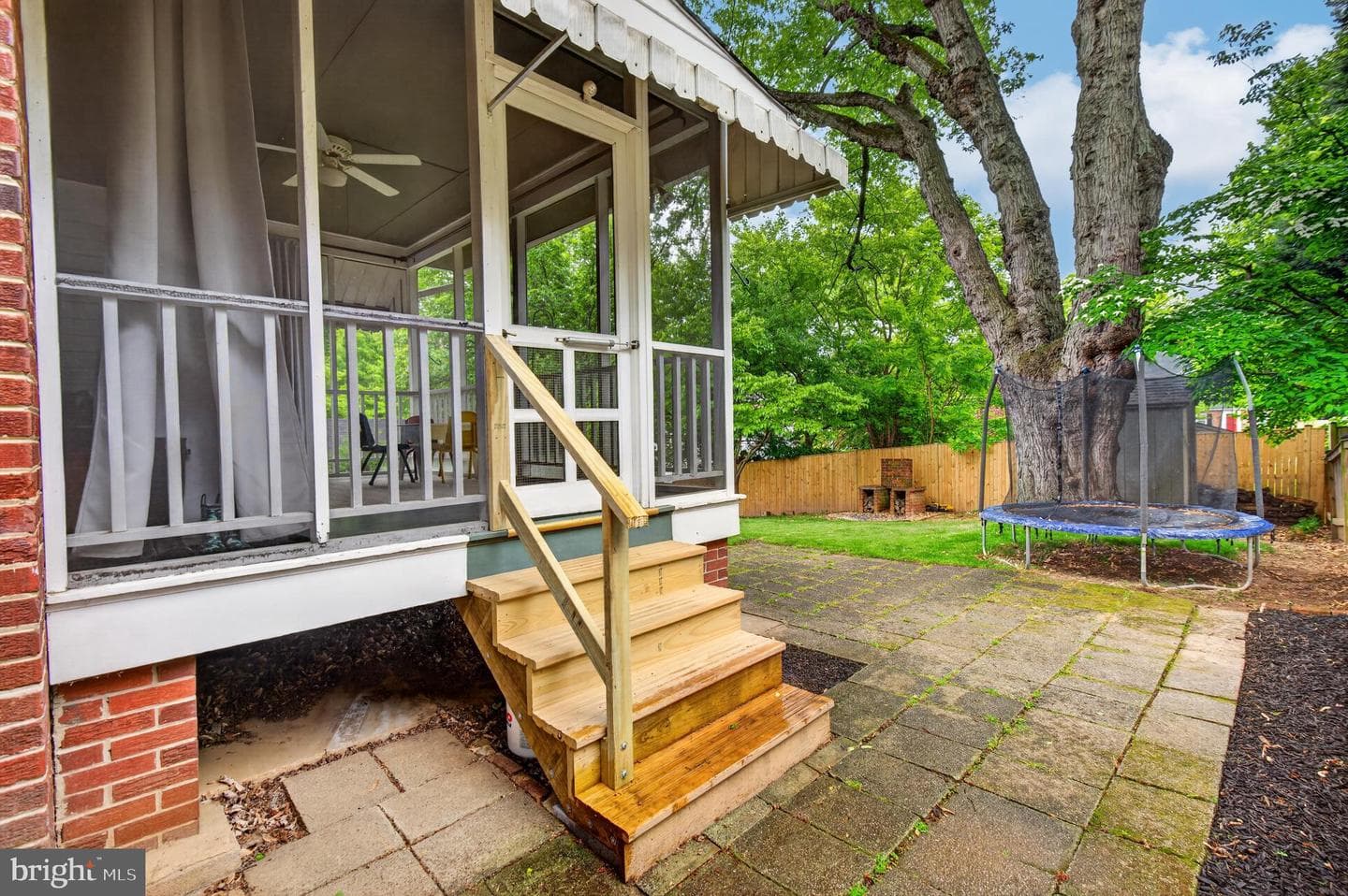 202 Baden Street photo 31