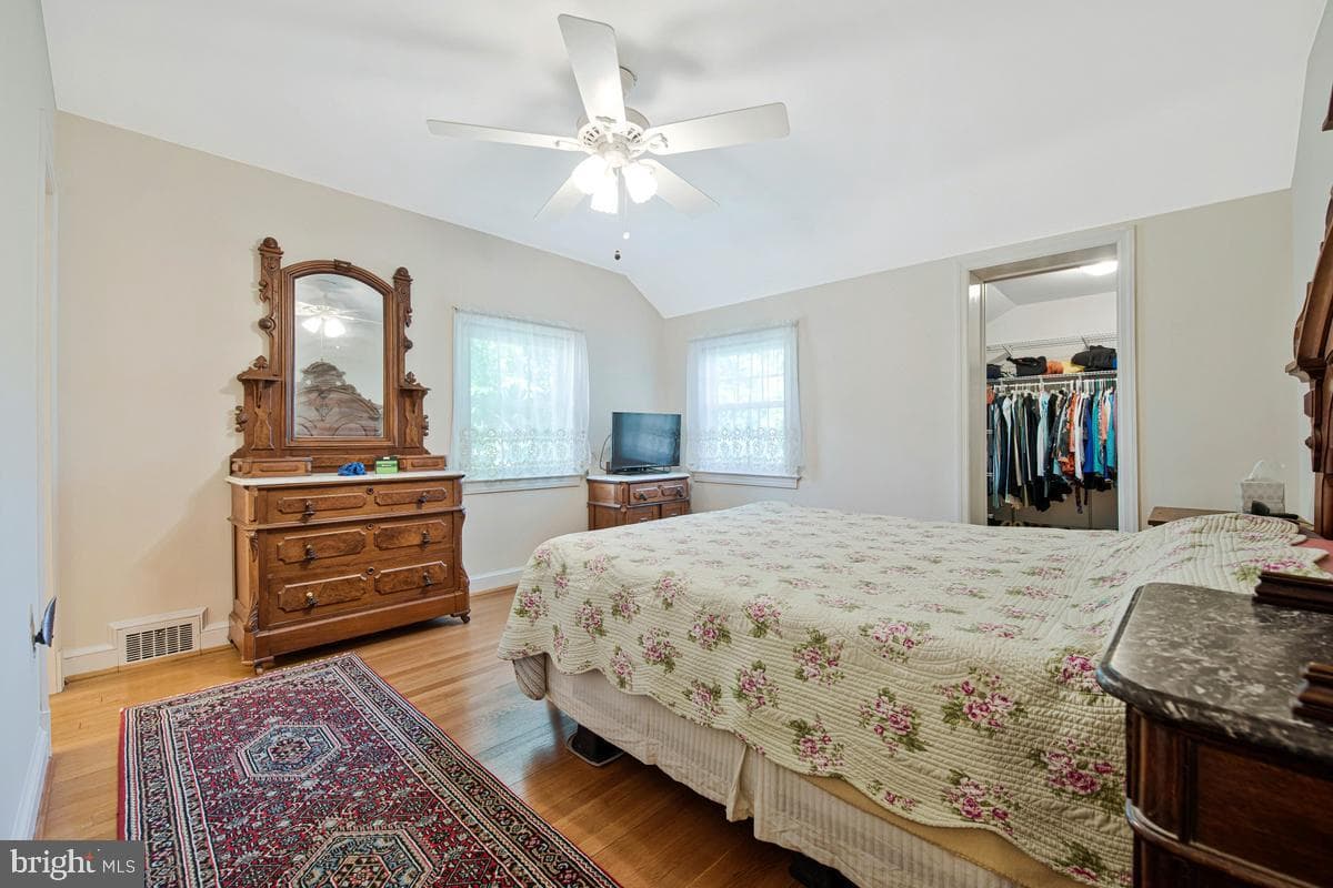 8519 Hazelwood Drive photo 23