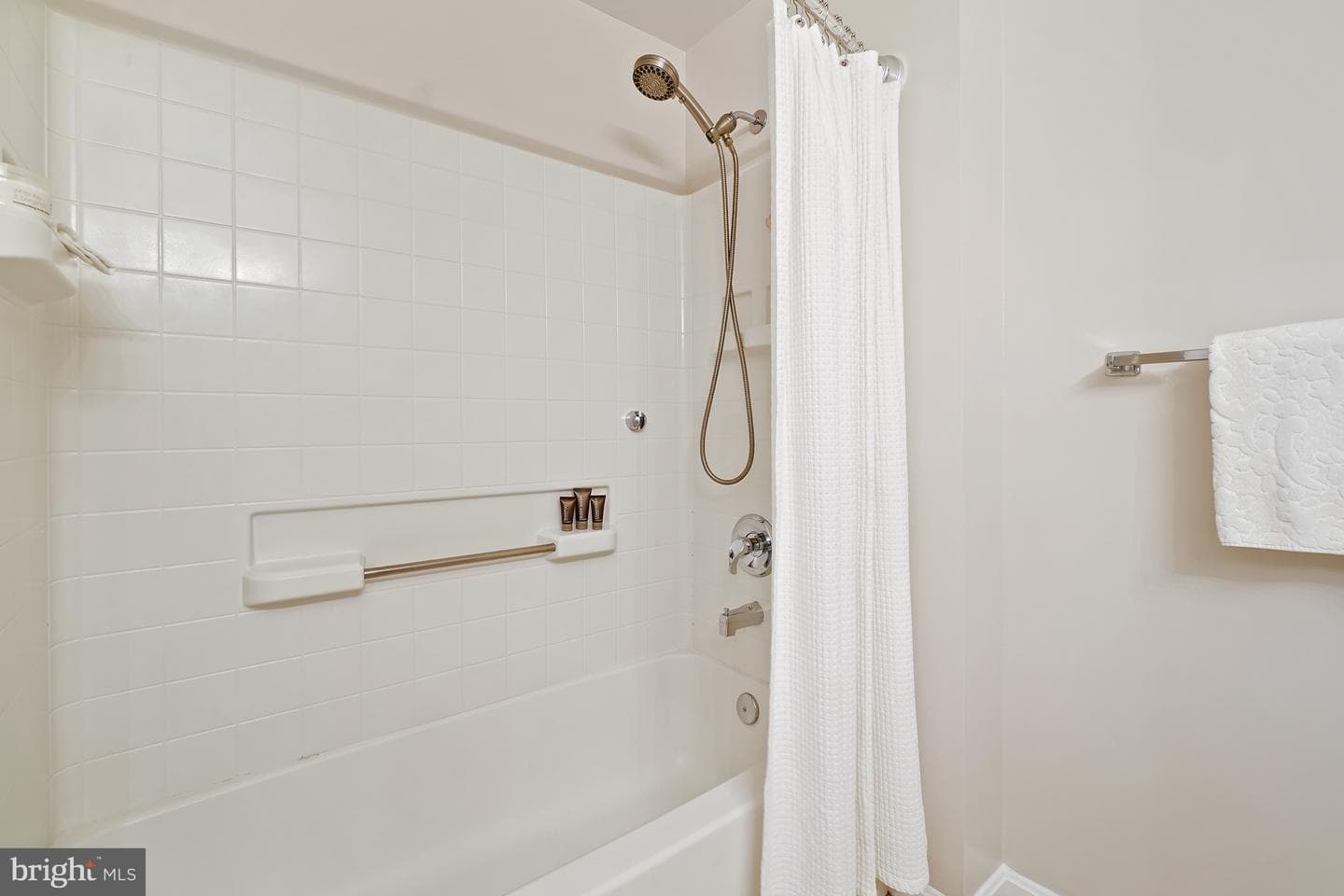 3210 N Leisure World Boulevard #311 photo 29