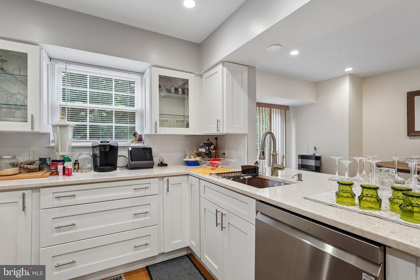 18219 Fox Chase Circle photo 5