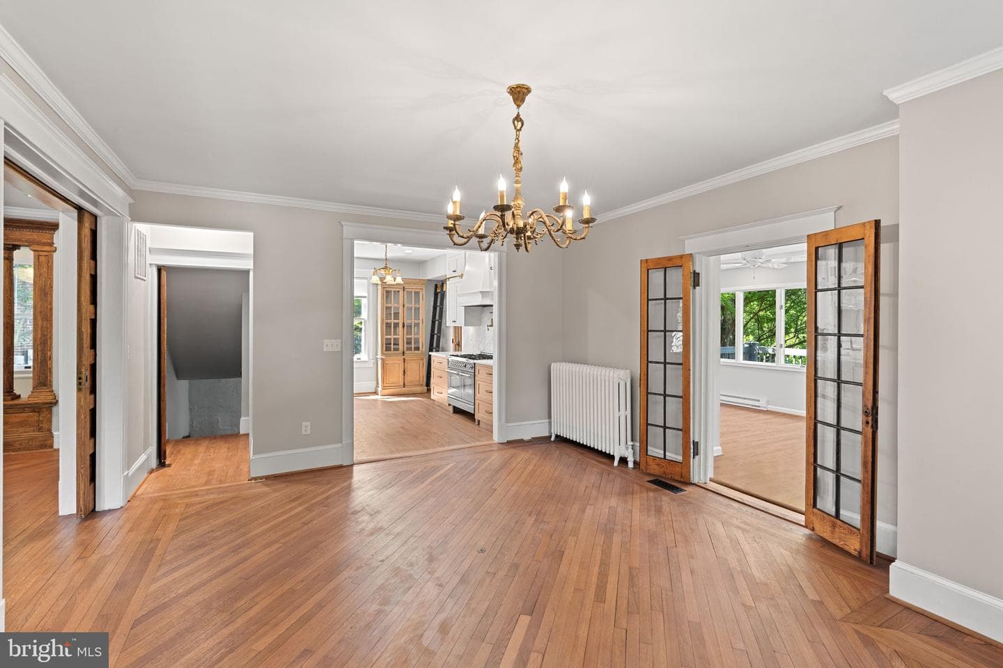 3419 Raymond Street photo 21