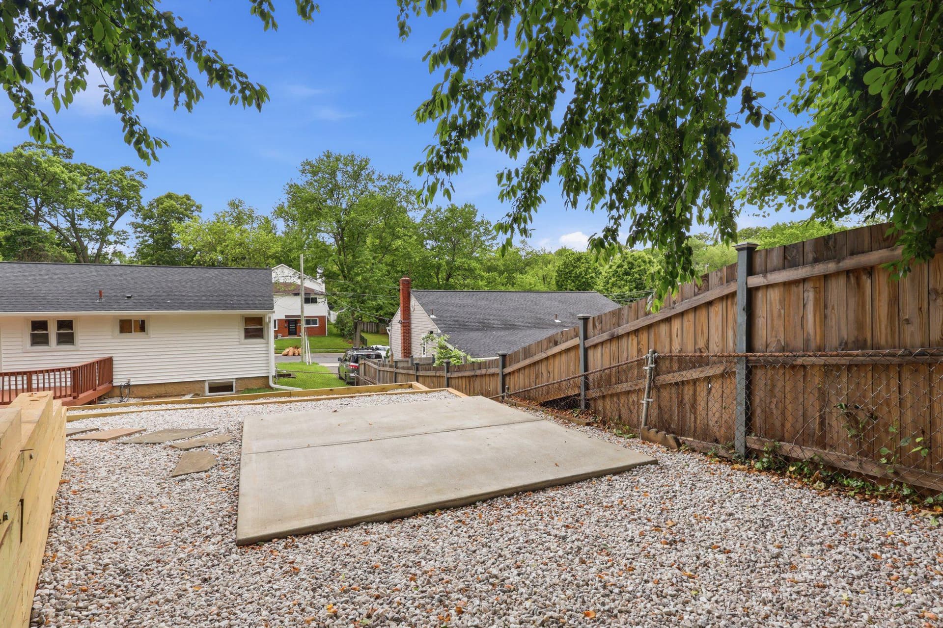 403 Carl Street photo 42