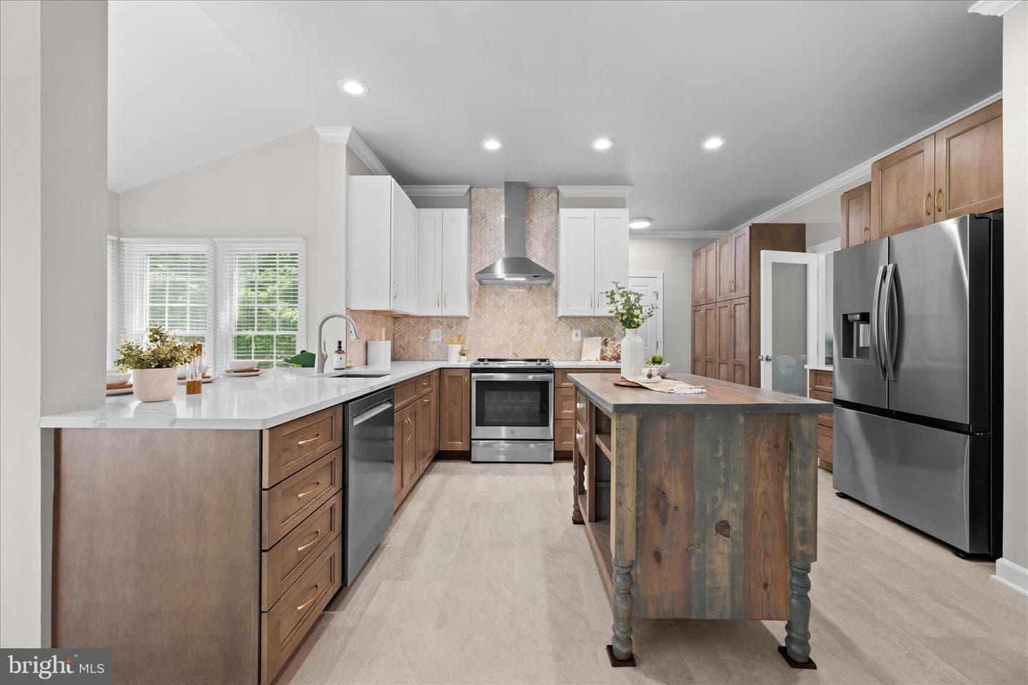12801 Buck Lane photo 18