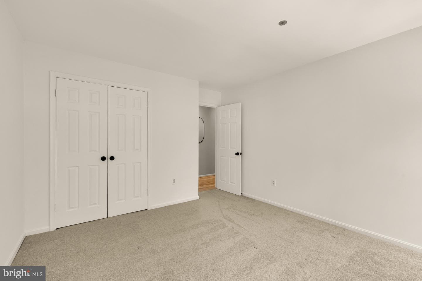 8926 2nd Avenue photo 17