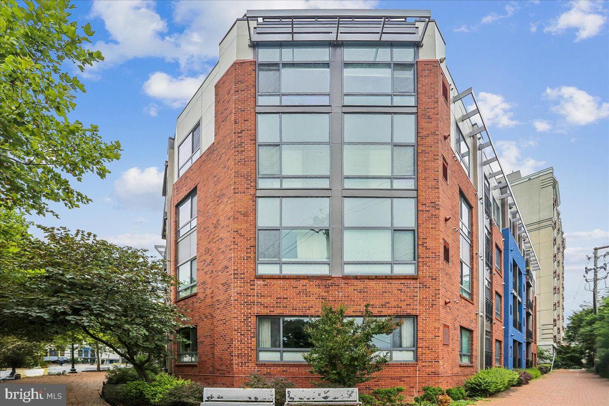 8005 13th Street #312, Silver Spring