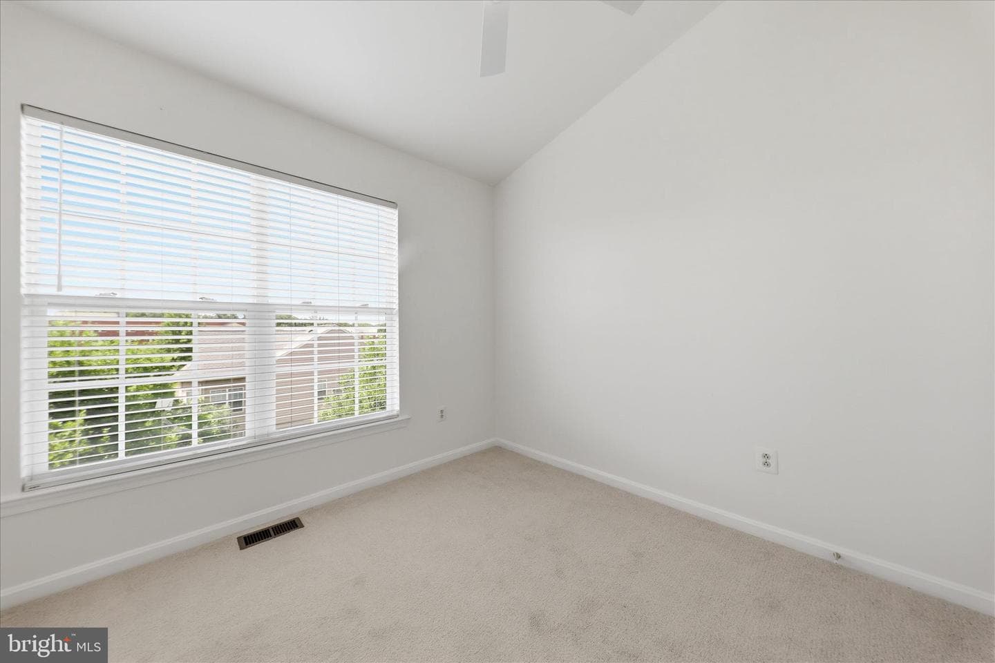 23459 Arora Hills Drive photo 30