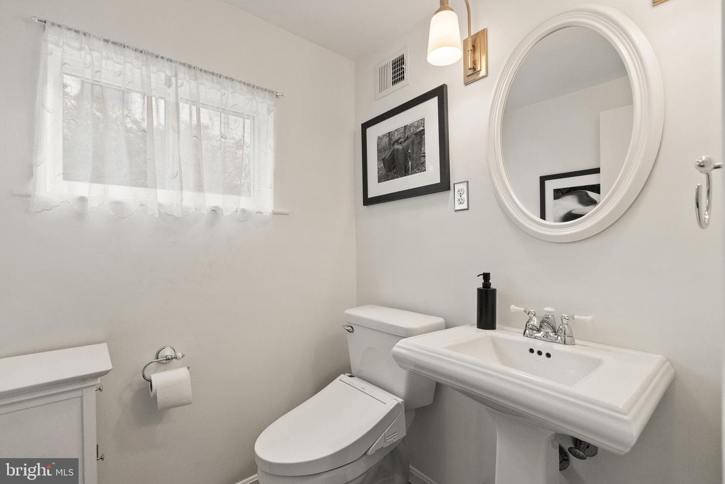 11112 Nicholas Drive photo 21