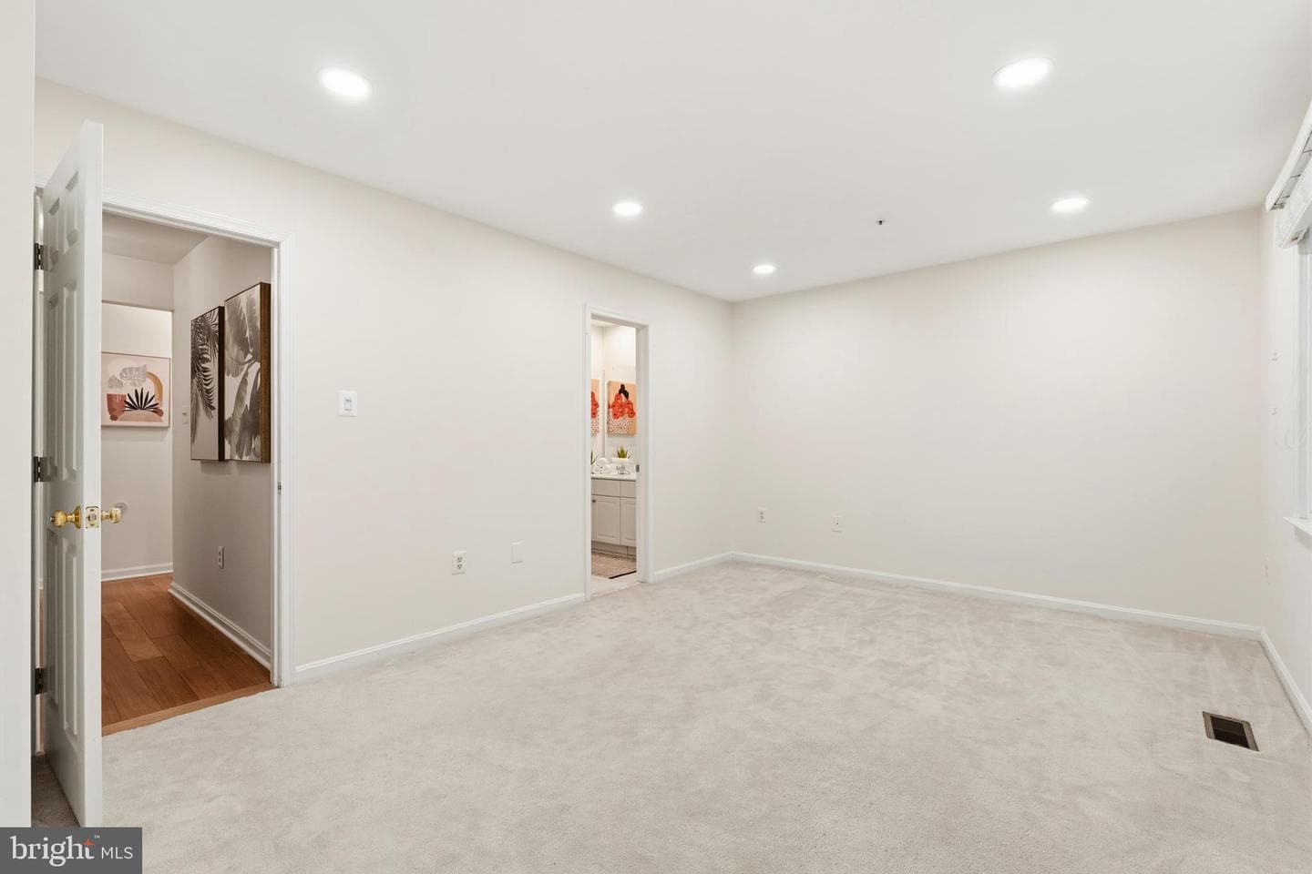 211 Firehouse Lane photo 37