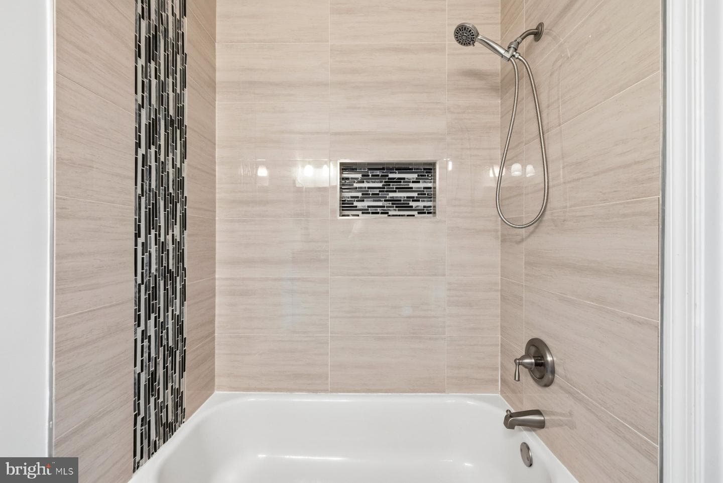 19103 Grotto Lane photo 22