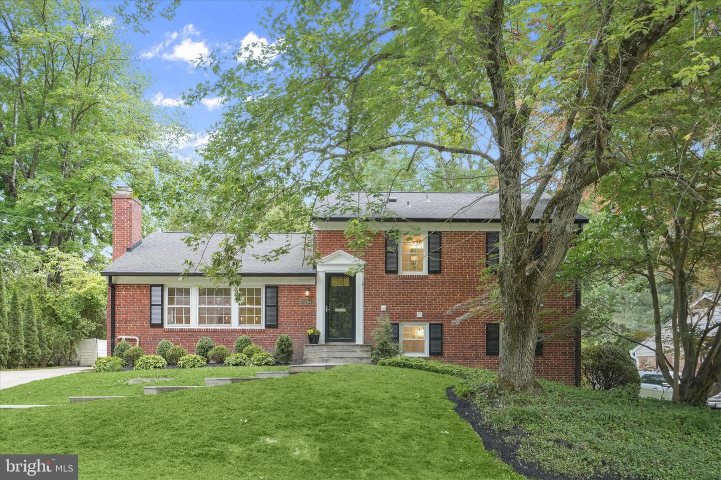 6204 Redwing Court photo 2