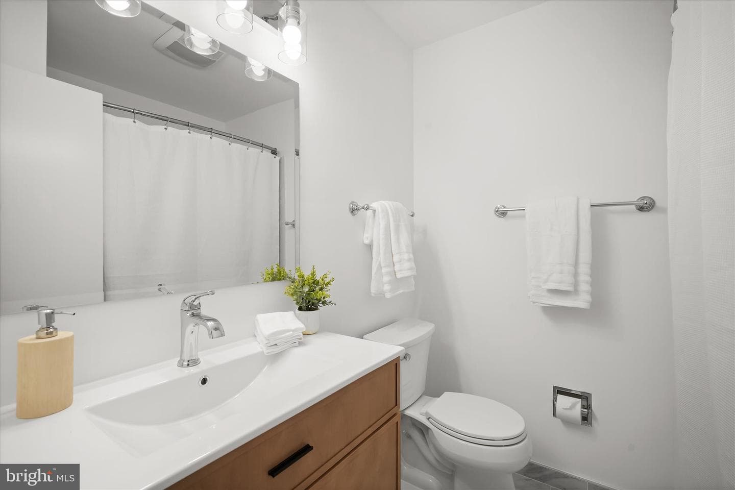 6204 Redwing Court photo 21