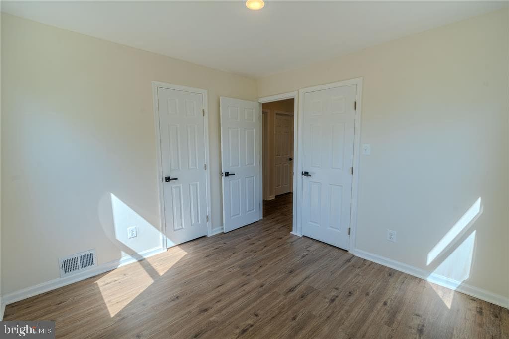12324 Centerhill Street photo 14