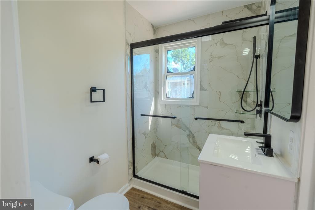 12324 Centerhill Street photo 16