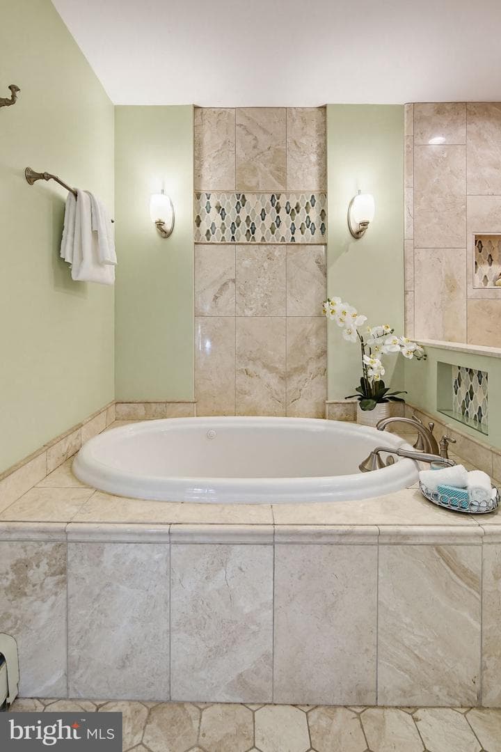 17004 Woodale Drive photo 36