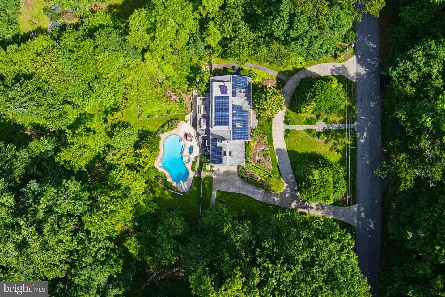 17004 Woodale Drive photo 84