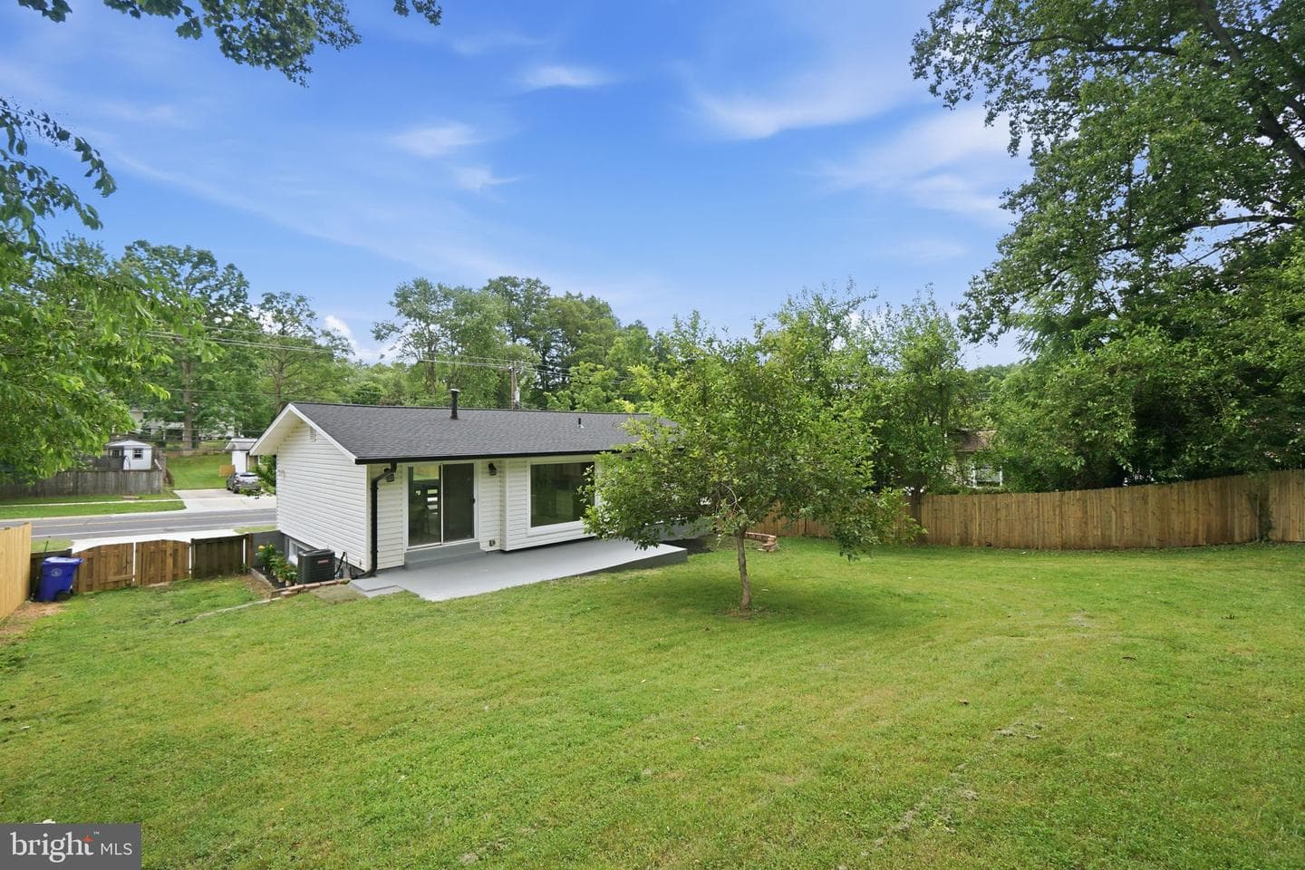 13710 Arctic Avenue photo 47