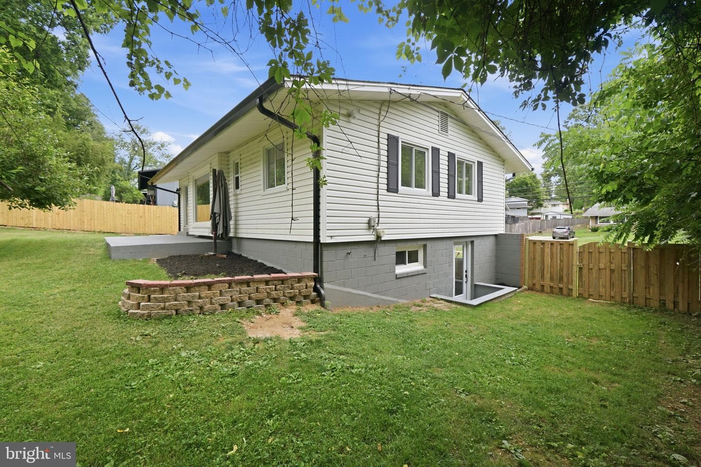 13710 Arctic Avenue photo 50