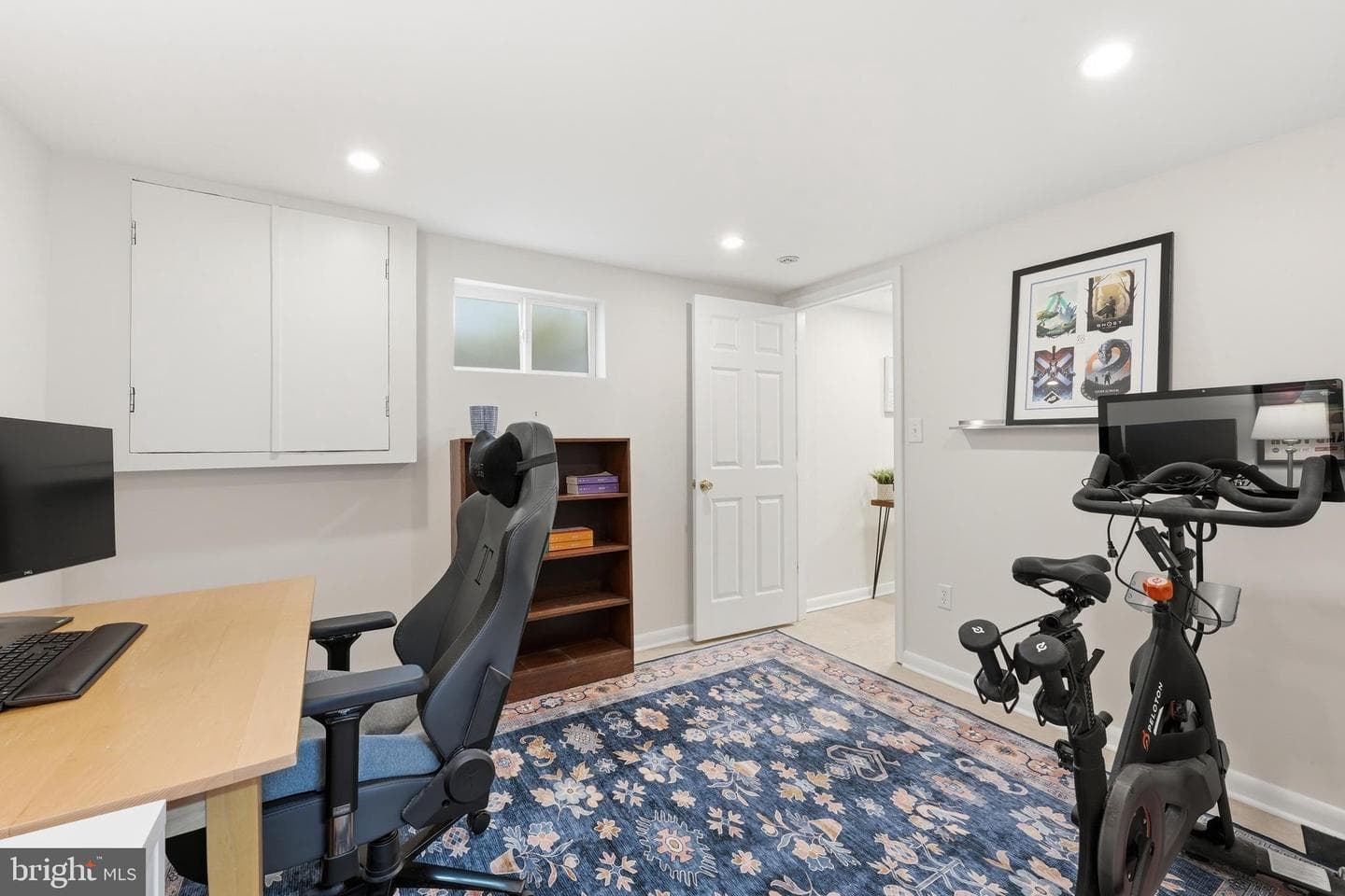 9109 Bradford Road photo 46