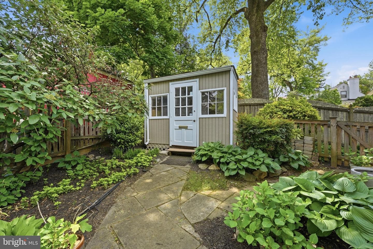 9109 Bradford Road photo 66