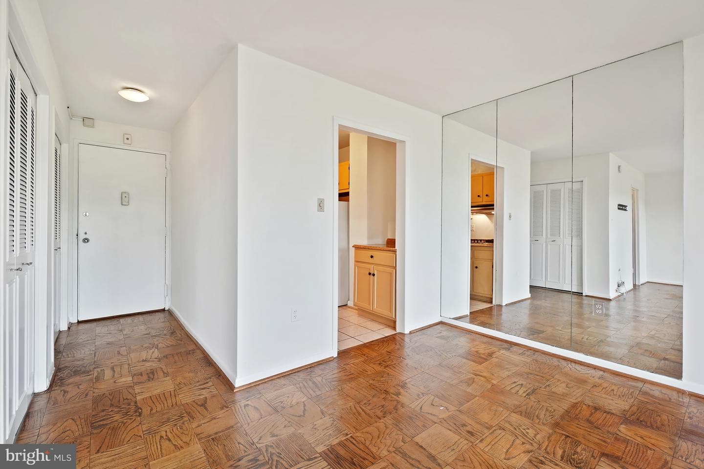 10500 Rockville Pike #605 photo 13