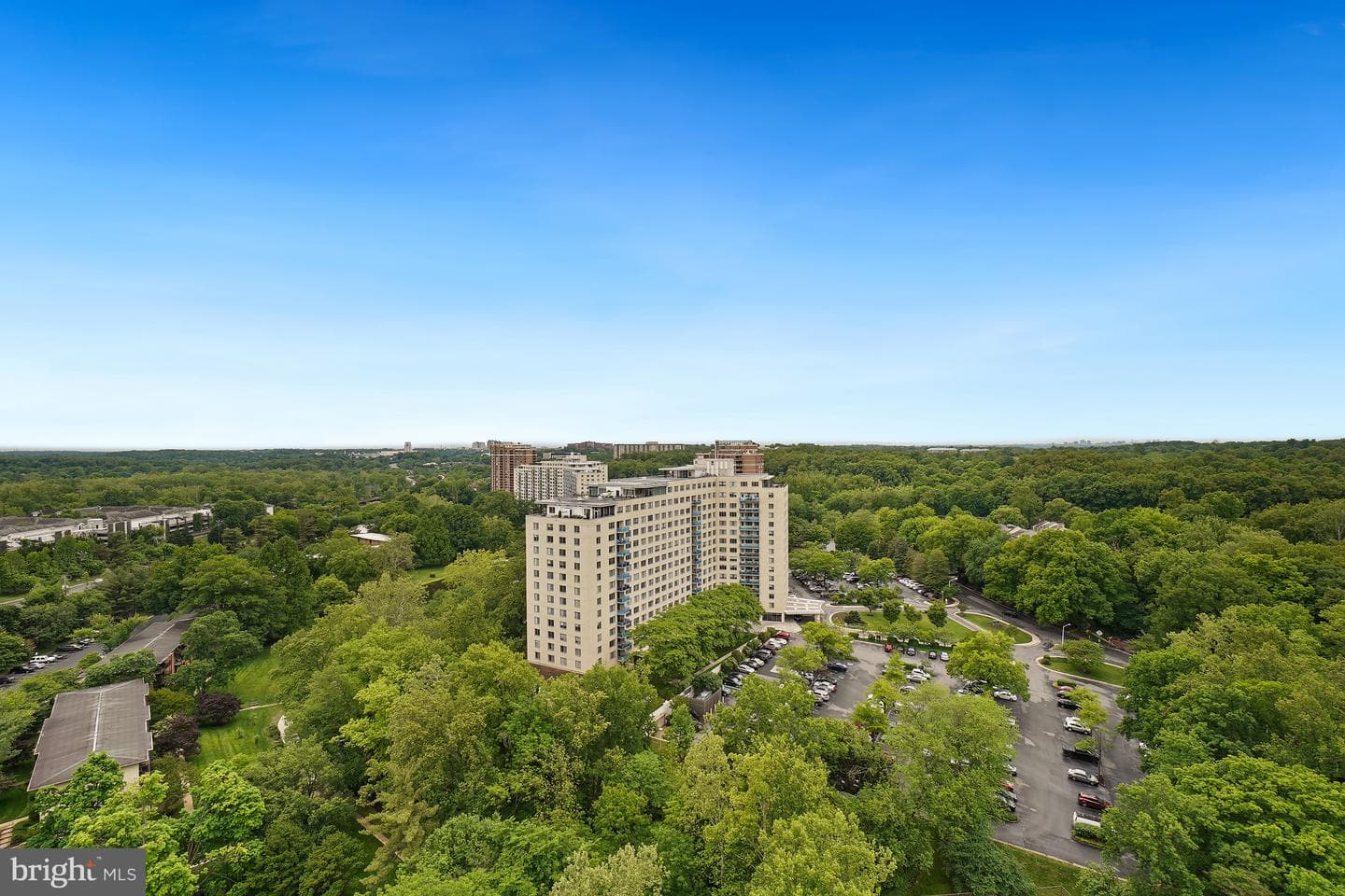 10500 Rockville Pike #605 photo 32