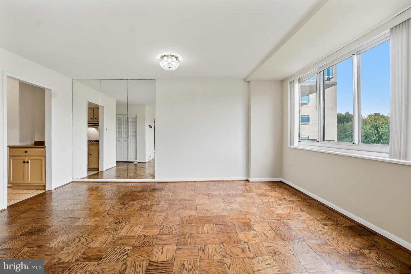 10500 Rockville Pike #605 photo 8