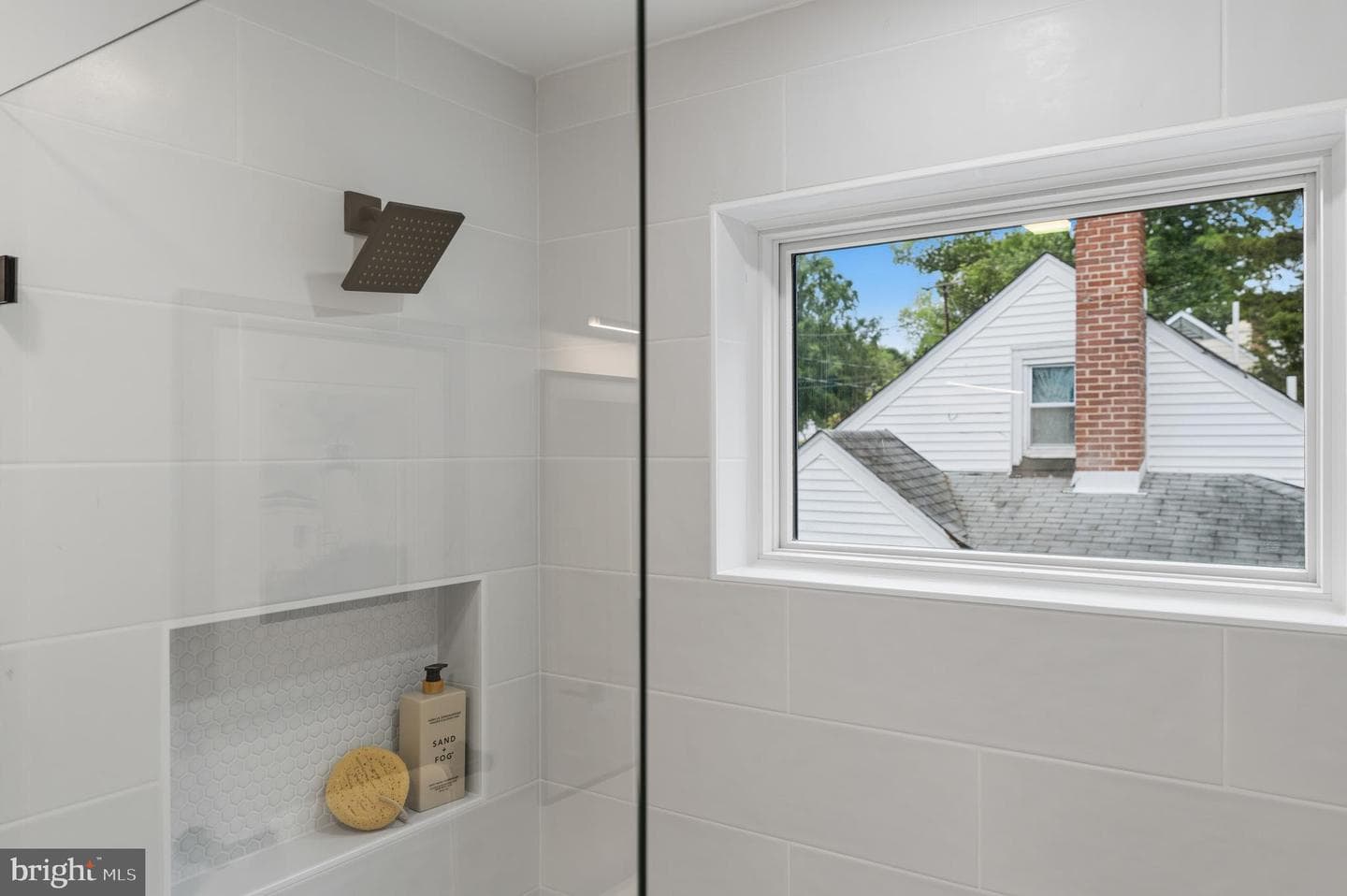 906 Wade Avenue photo 36