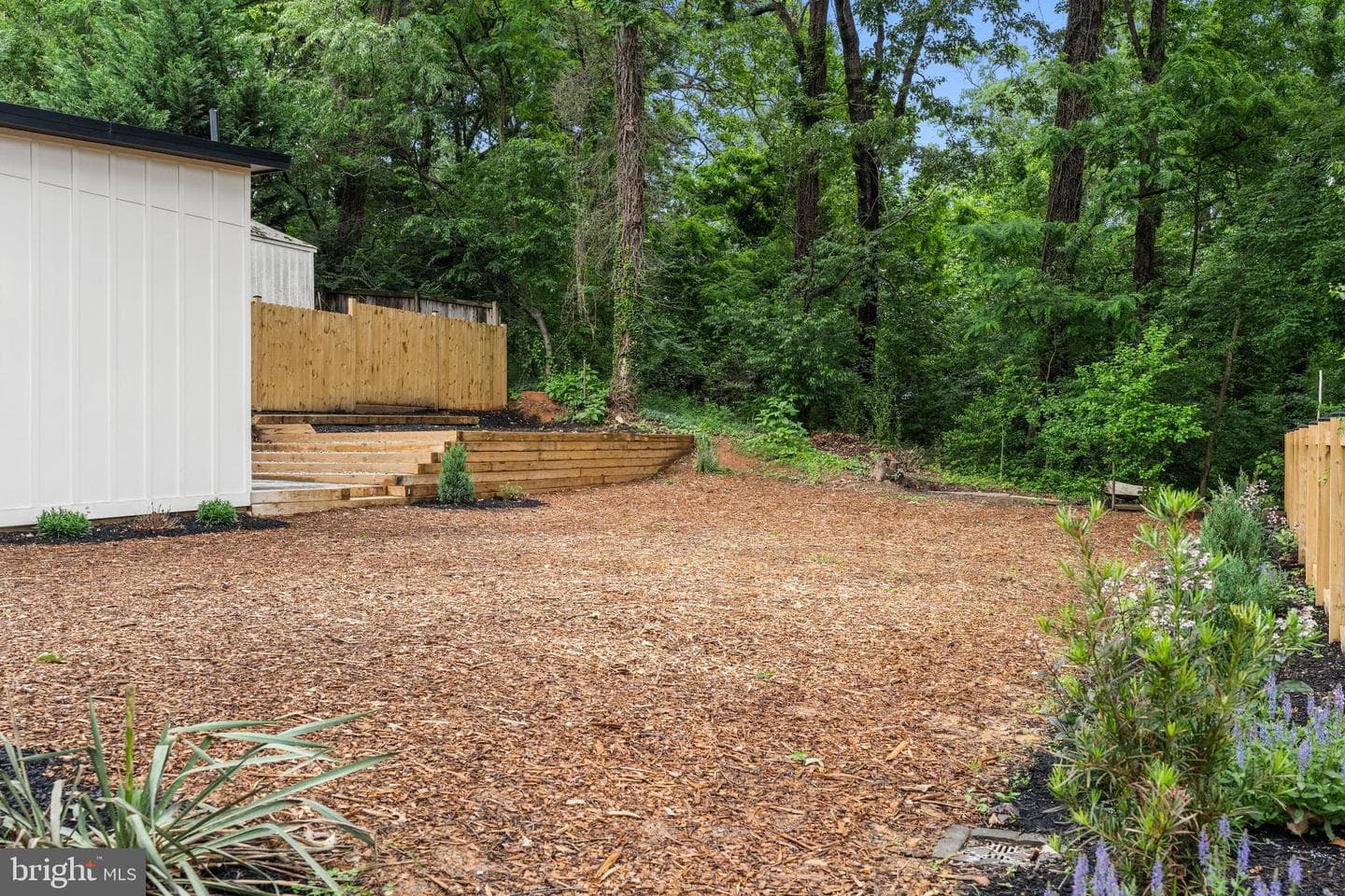 906 Wade Avenue photo 77