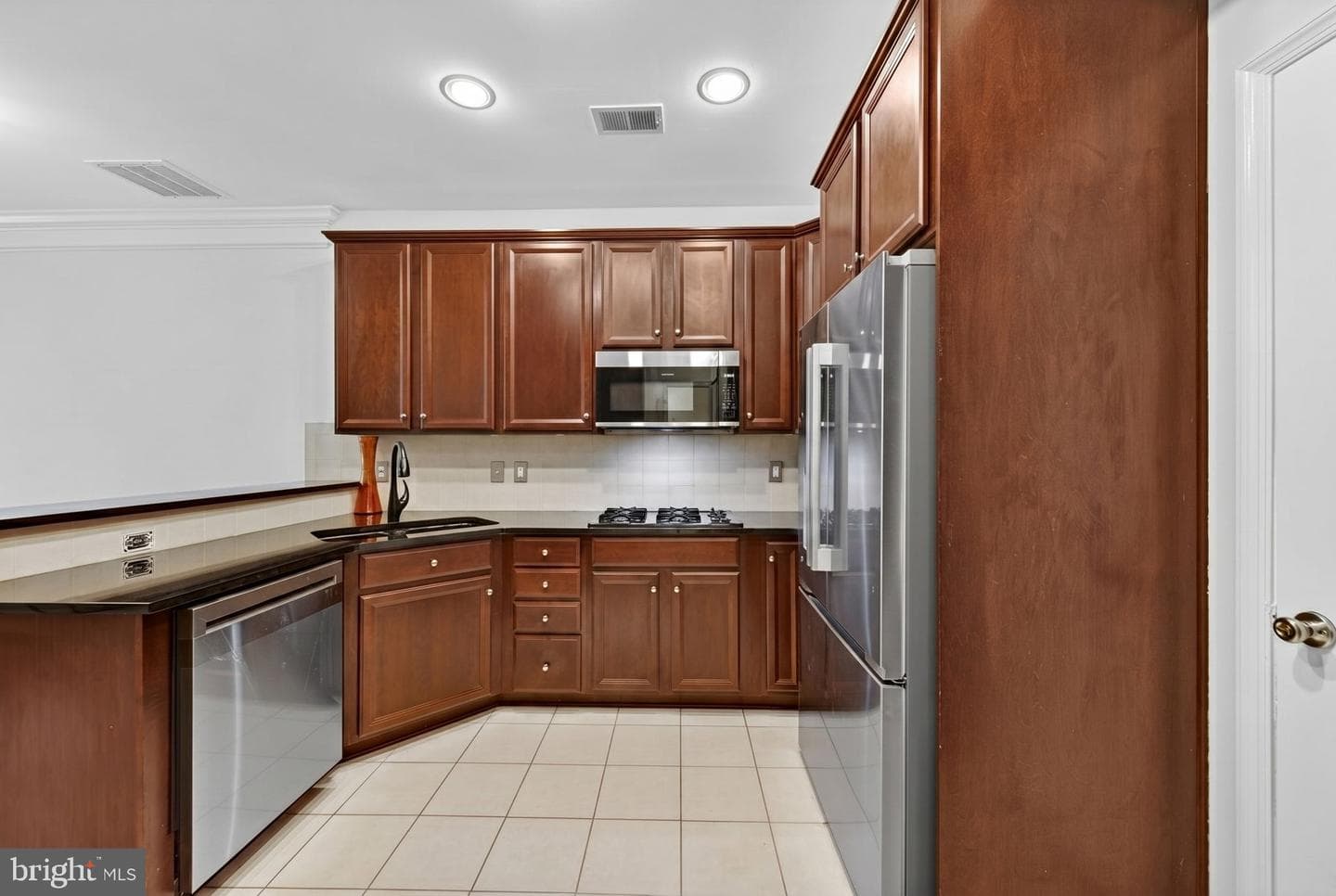 13526 Station Street #13526 photo 8