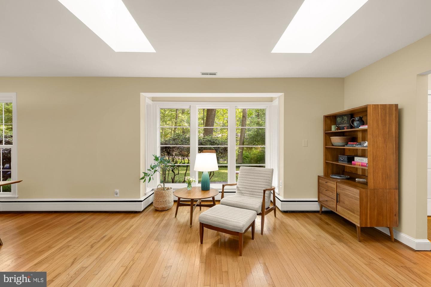 1109 Crowfoot Lane photo 10