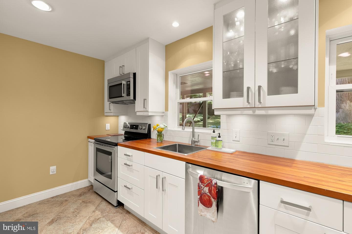 1109 Crowfoot Lane photo 15