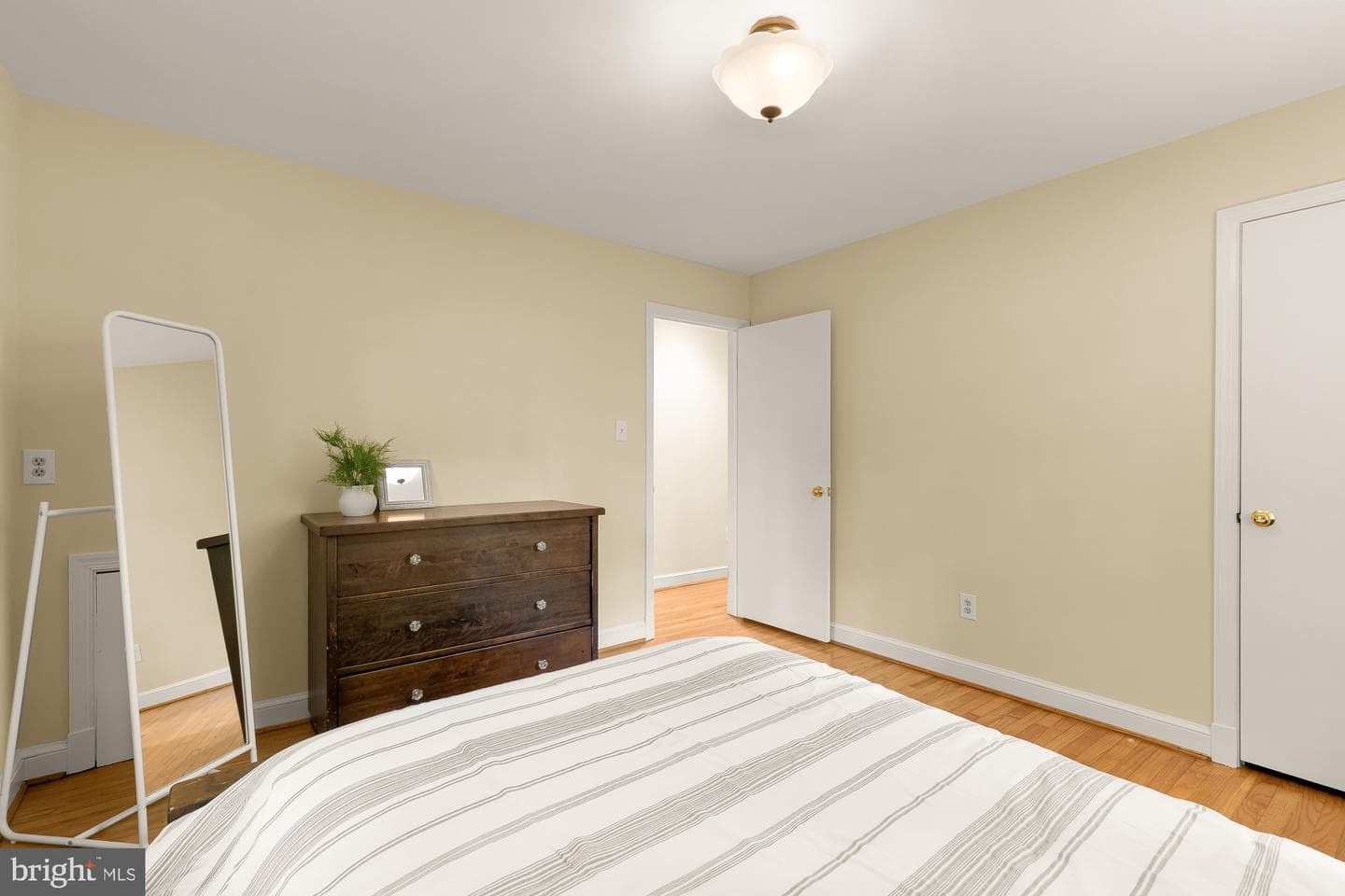 1109 Crowfoot Lane photo 24
