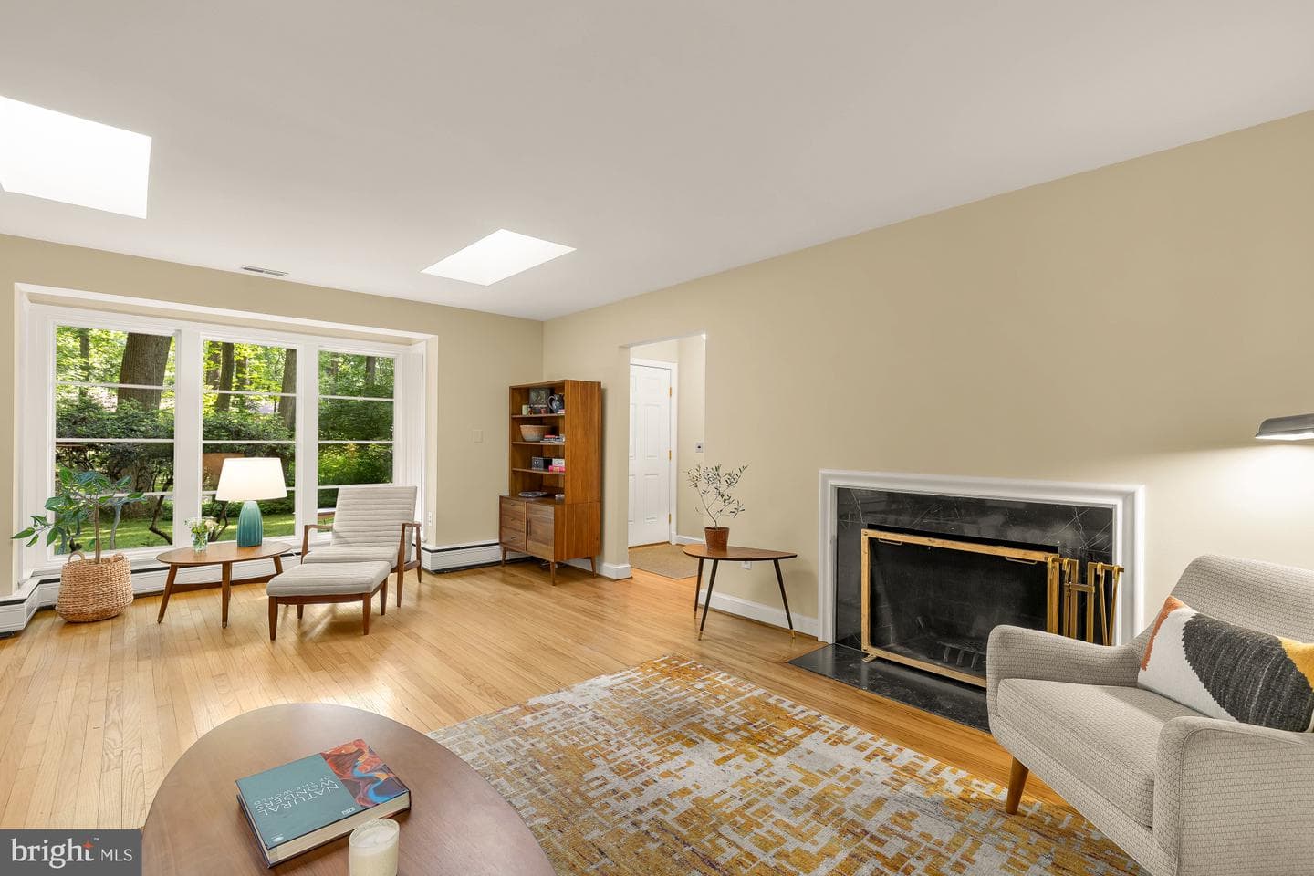 1109 Crowfoot Lane photo 5