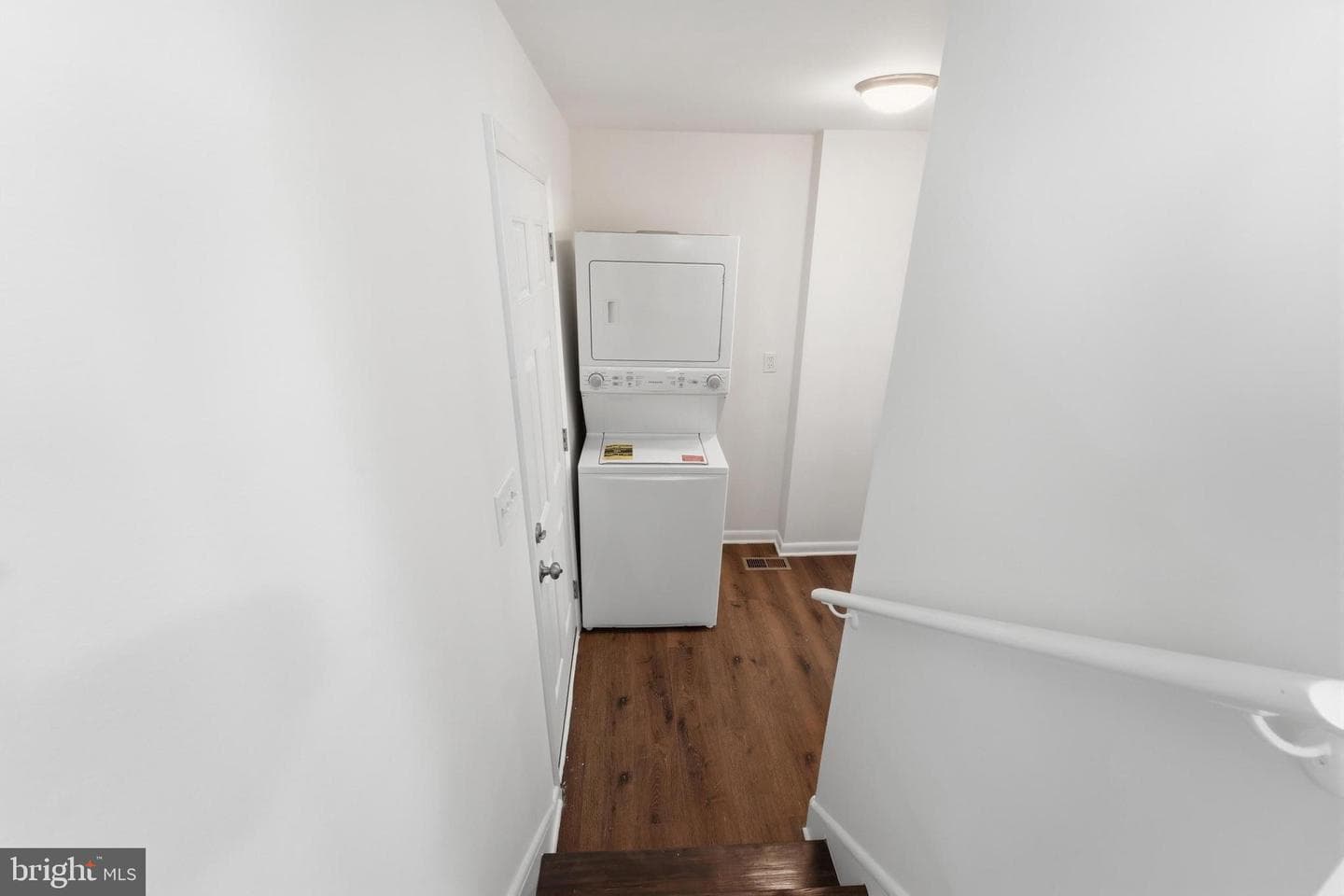 1105 Chiswell Lane photo 22