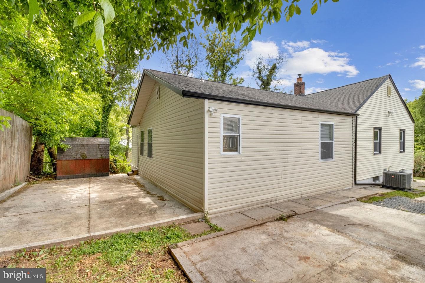 11515 Goodloe Road photo 31