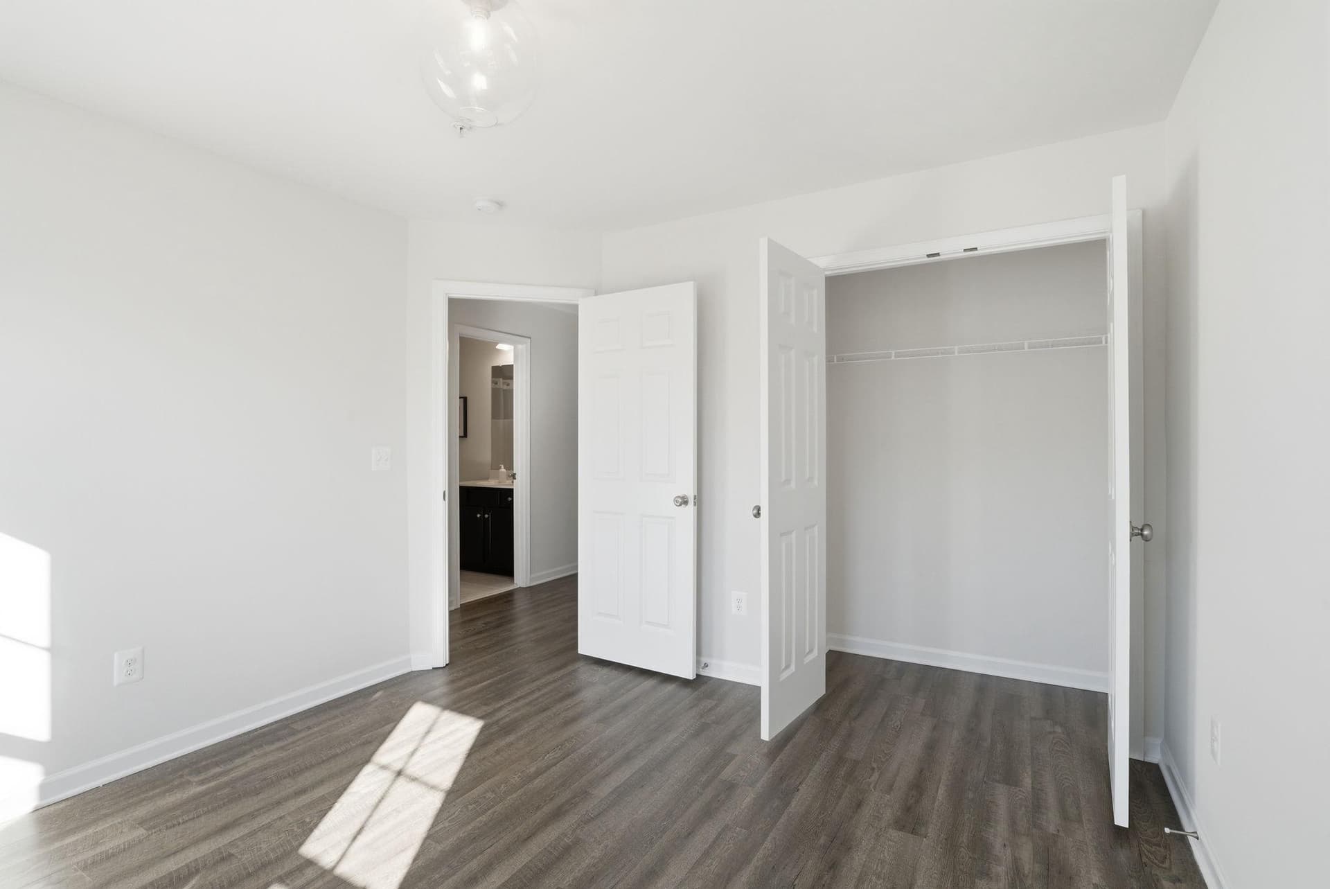121 Travilah Crest Terrace photo 36