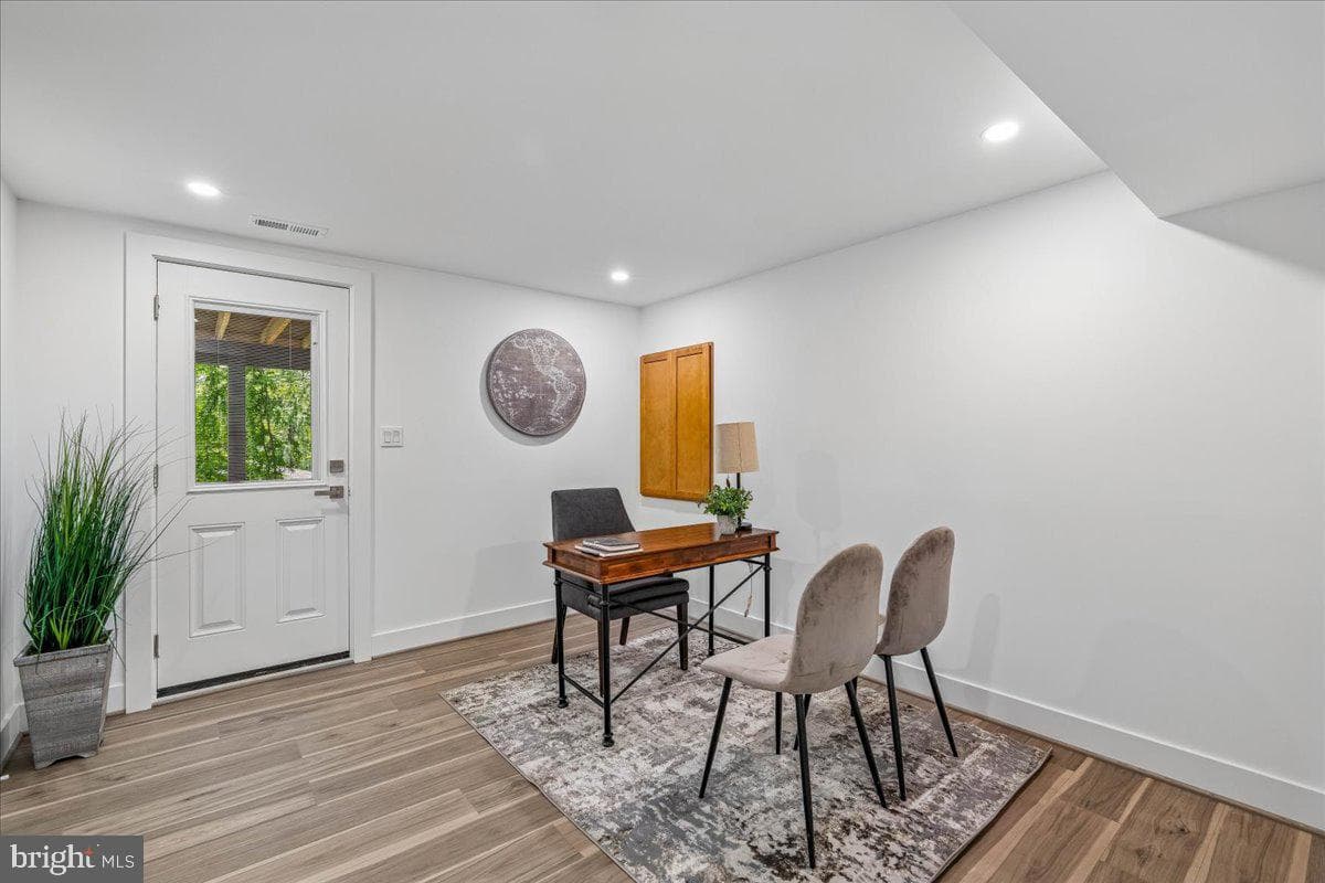 4000 Adams Drive photo 18