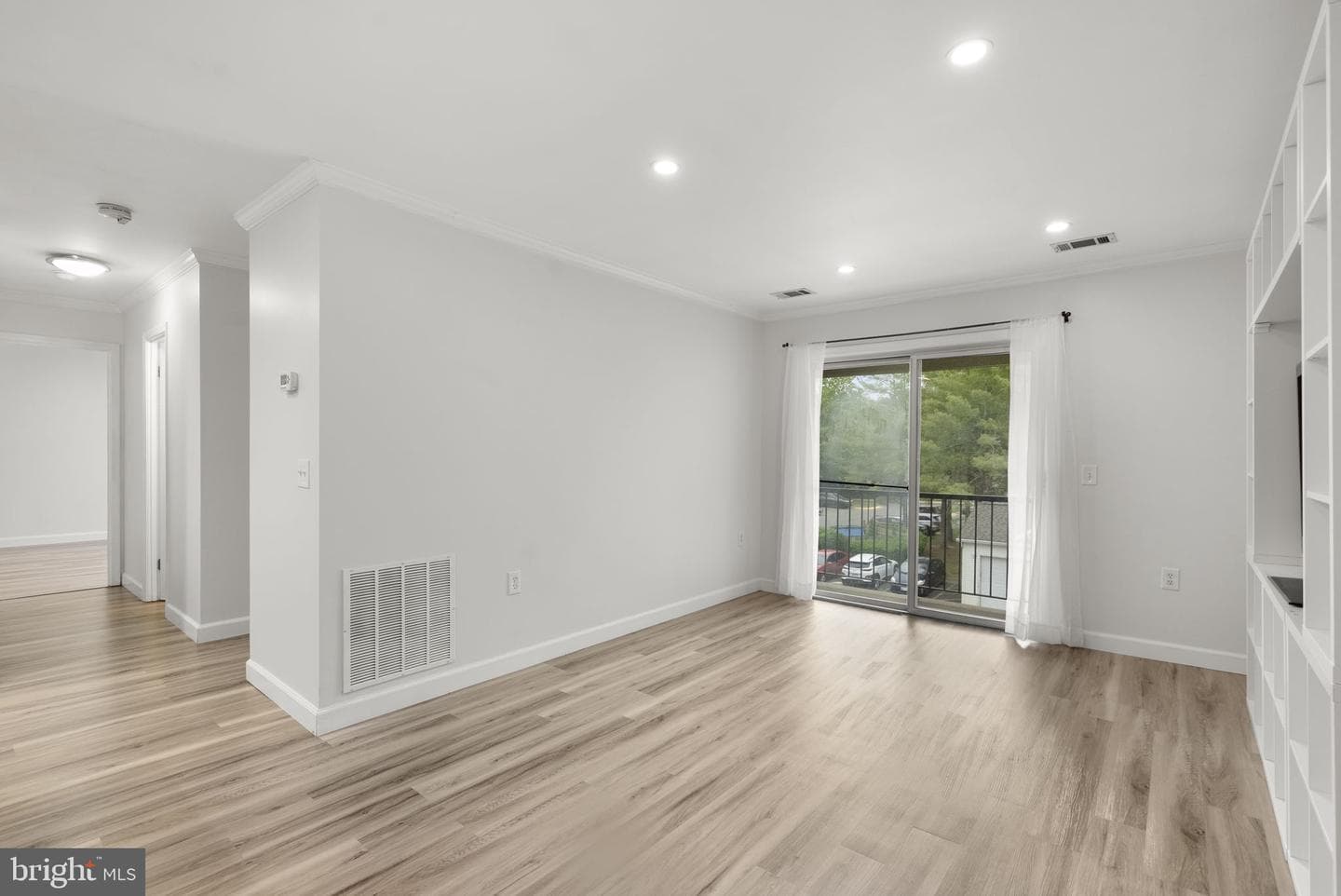 18328 Streamside Drive #304 photo 10