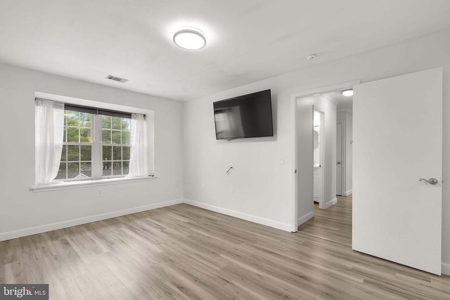 18328 Streamside Drive #304 photo 12